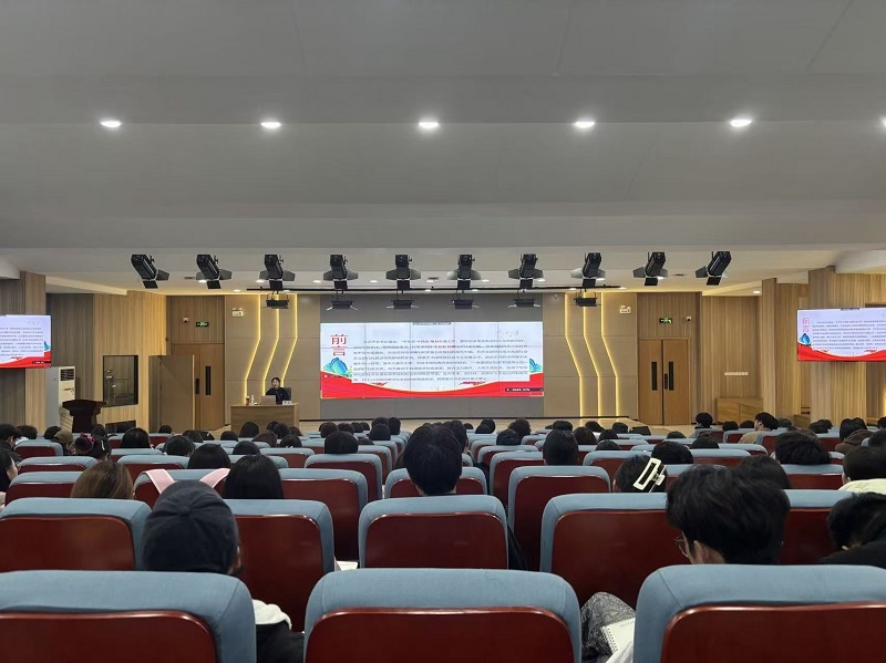 郑直.jpg 郑直.jpg